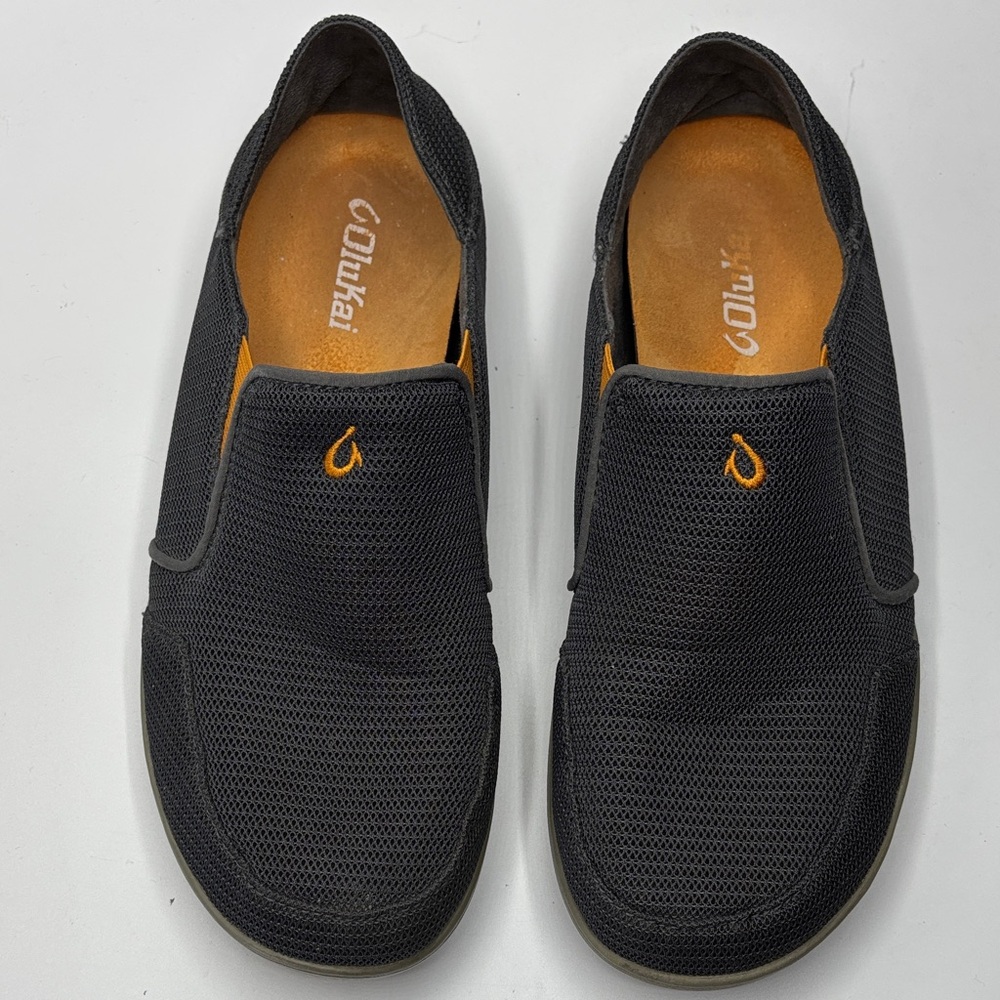 OluKai Men’s Size 9 Charcoal Grey Textile Slip On Loafers